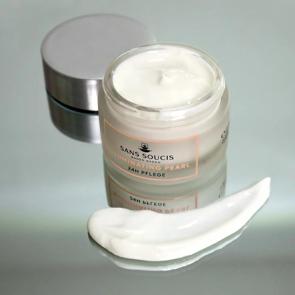 Illuminating Pearl 24hCare
