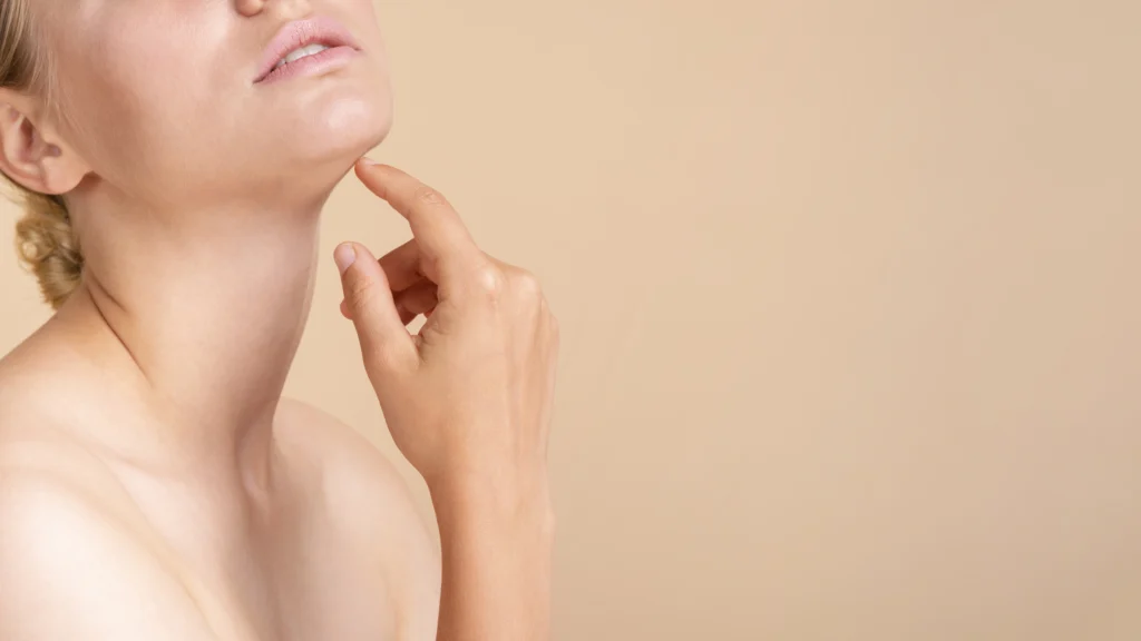 Cuello y Escote Sans Soucis