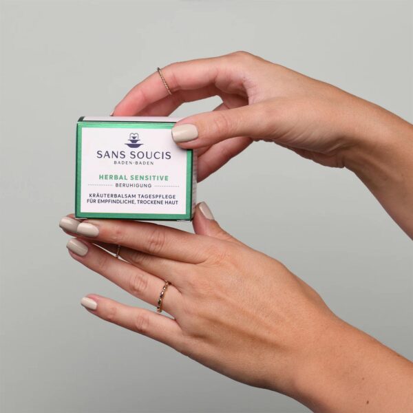Herbal sensitive bálsamo de día herbal cosmética alemana natural SansSoucis